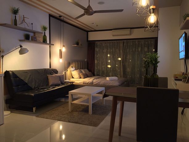 Imagen de la habitación del Hotel Mercu Summer Suites Freluxe Homestay. Foto 10