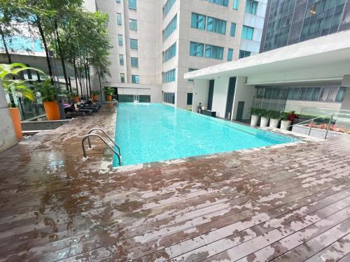 Imagen general del Hotel Mercu Summer Suites KLCC Infinity Pool. Foto 16