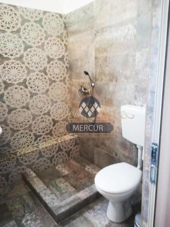 Imagen de la habitación del Hotel Mercur. Foto 8