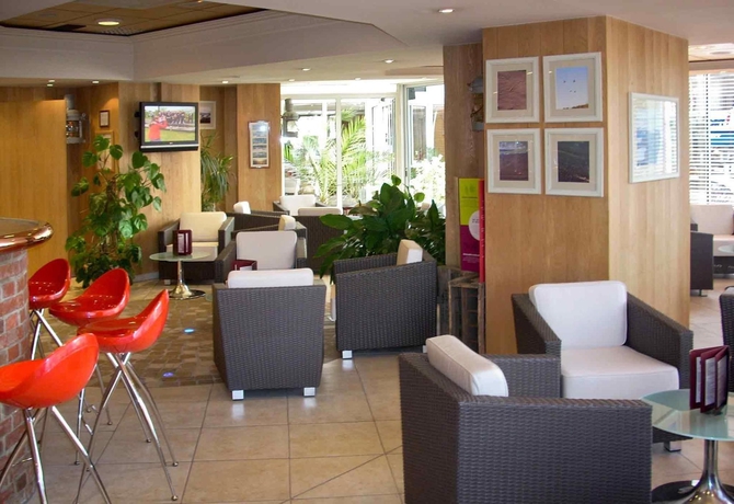 Imagen del bar/restaurante del Hotel Mercure Abbeville Centre - Porte De La Baie De Somme. Foto 7