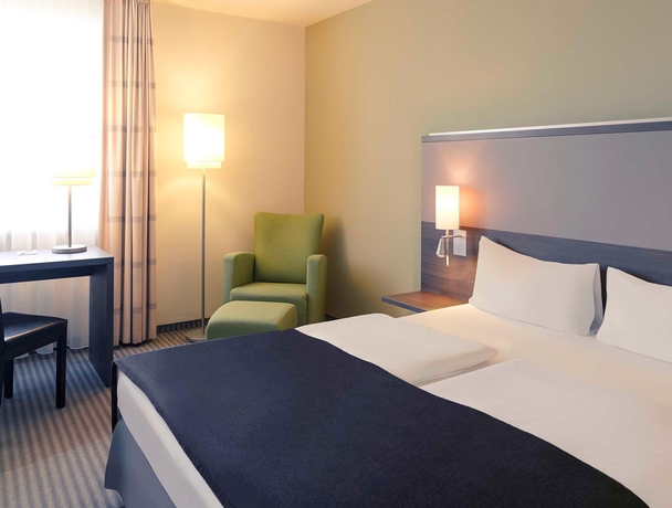 Imagen de la habitación del Hotel Mercure Airport Berlin Tegel. Foto 11