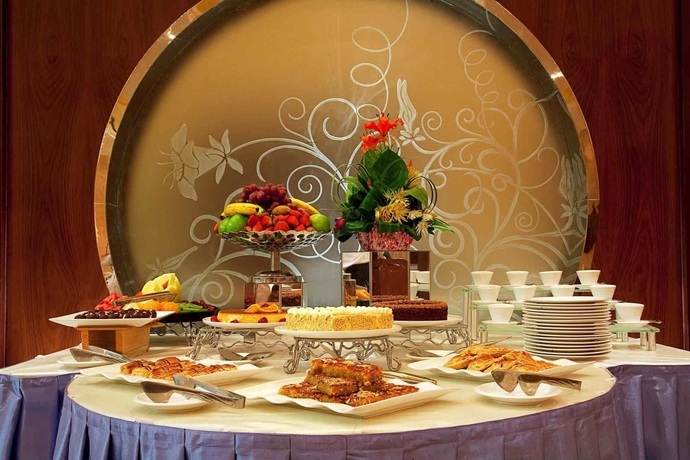 Imagen del bar/restaurante del Hotel Mercure Al Khobar. Foto 10