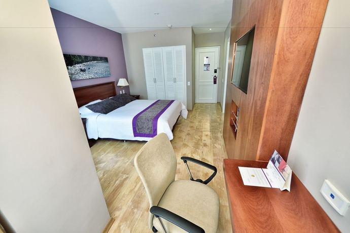 Imagen de la habitación del Hotel Mercure Alameda Quito. Foto 13