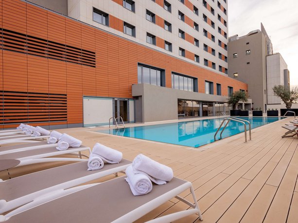 Imagen de la piscina del Hotel Mercure Alger Palais Des Congres. Foto 19