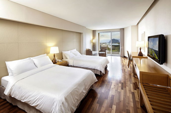 Imagen de la habitación del Hotel Mercure Ambassador Jeju. Foto 6