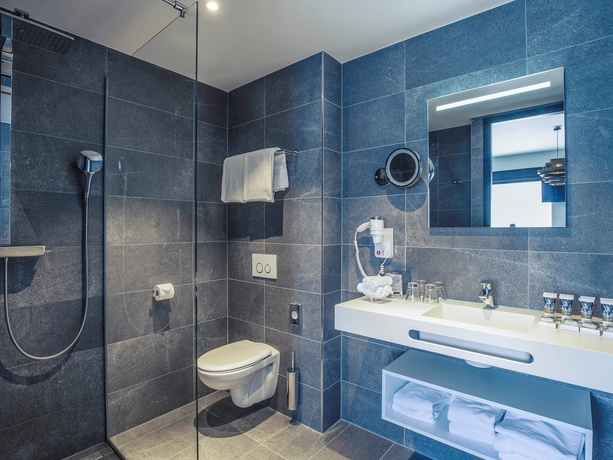 Imagen de la habitación del Hotel Mercure Amsterdam Sloterdijk Station. Foto 12