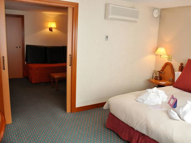 Imagen de la habitación del Hotel Mercure Andorra. Foto 5
