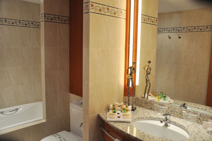 Imagen de la habitación del Hotel Mercure Andorra. Foto 8