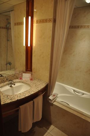 Imagen de la habitación del Hotel Mercure Andorra. Foto 11