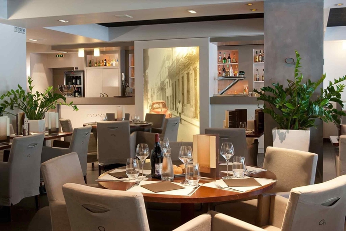 Imagen del bar/restaurante del Hotel Mercure Angers Centre Gare. Foto 7