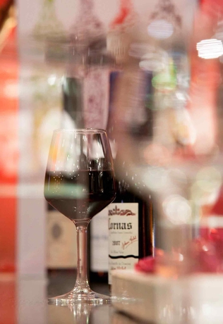 Imagen del bar/restaurante del Hotel Mercure Angers Centre Gare. Foto 10