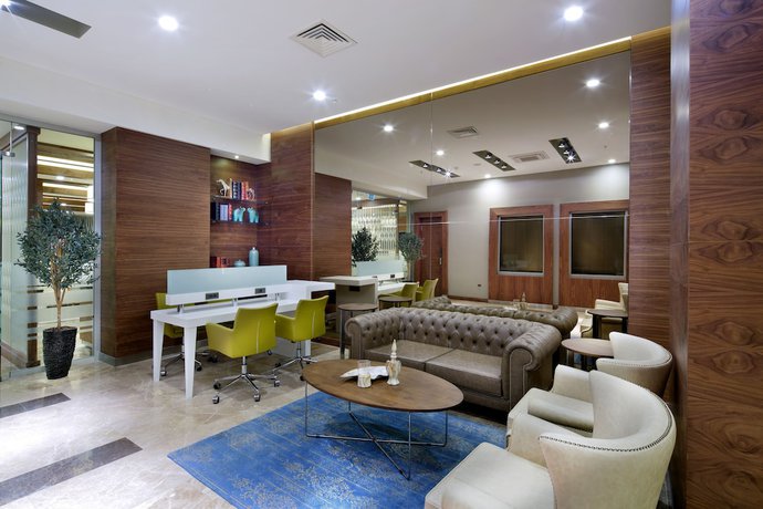Imagen de los interiores del Hotel Mercure Ankara Kızılay. Foto 18