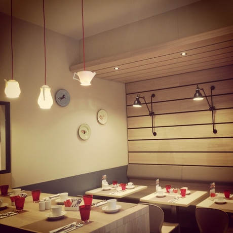 Imagen del bar/restaurante del Hotel Mercure Annecy Centre. Foto 3