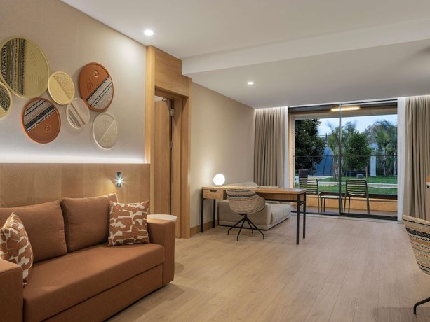 Imagen de la habitación del Hotel Mercure Antalya Belek. Foto 12