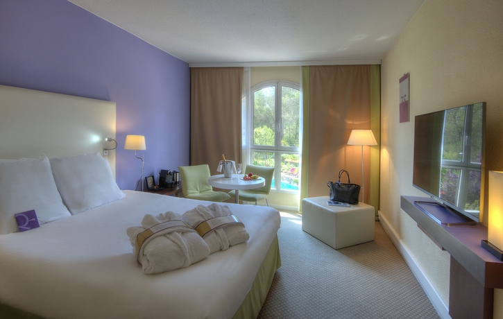 Imagen de la habitación del Hotel Mercure Antibes Sophia Antipolis. Foto 9