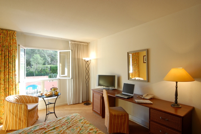 Imagen de la habitación del Hotel Mercure Antibes Sophia Antipolis. Foto 13