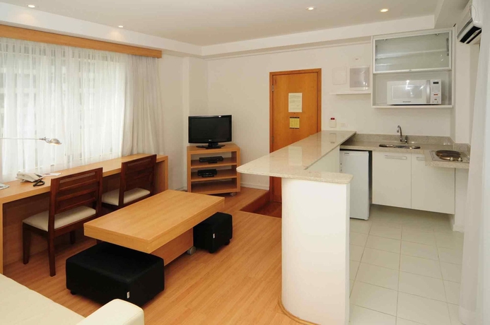 Imagen de la habitación del Hotel Mercure Arpoador. Foto 8