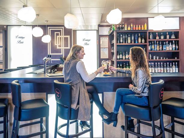 Imagen del bar/restaurante del Hotel Mercure Auxerre Autoroute Du Soleil. Foto 10