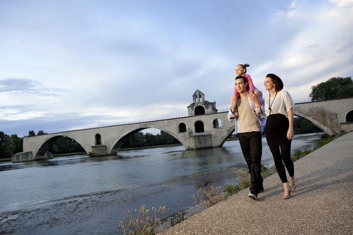 Imagen de los exteriores del Hotel Mercure Avignon Centre Palais Des Papes. Foto 16