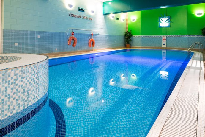 Imagen de la piscina del Hotel Mercure Ayr. Foto 20