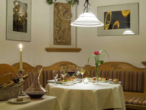 Imagen del bar/restaurante del Hotel Mercure Bad Duerkheim An Den Salinen. Foto 9