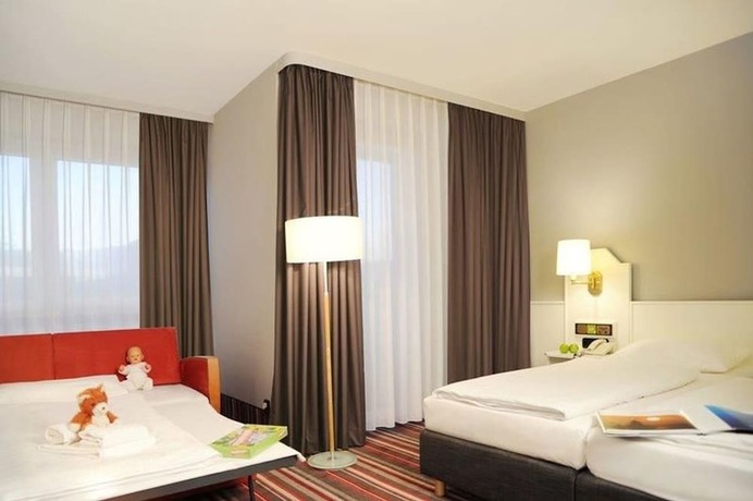 Imagen de la habitación del Hotel Mercure Bad Homburg Friedrichsdorf. Foto 11