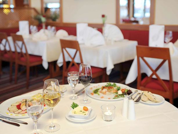 Imagen del bar/restaurante del Hotel Mercure Bad Homburg Friedrichsdorf. Foto 3