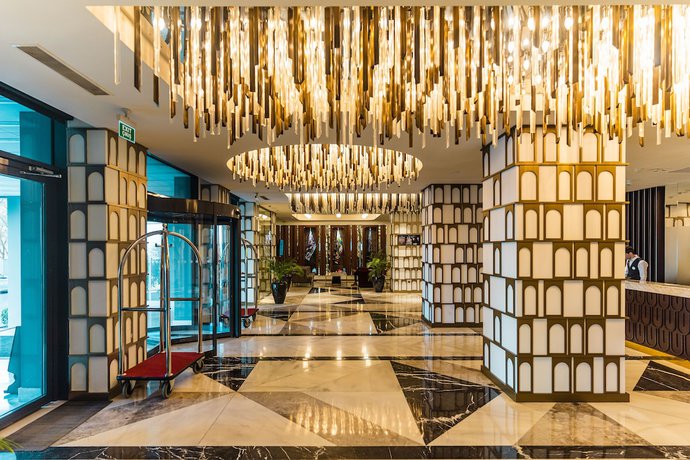 Imagen de los interiores del Hotel Mercure Baku City. Foto 20