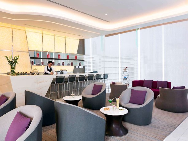 Imagen de los interiores del Hotel Mercure Bangkok Siam. Foto 16