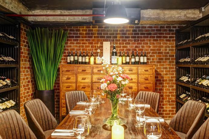 Imagen del bar/restaurante del Hotel Mercure Bangkok Sukhumvit 11. Foto 6