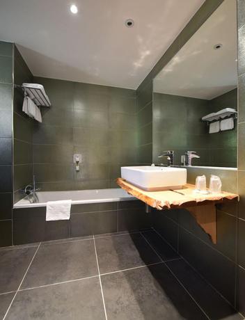 Imagen general del Hotel Mercure Barbaroux Golf And Spa. Foto 3