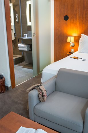 Imagen de la habitación del Hotel Mercure Béziers. Foto 16