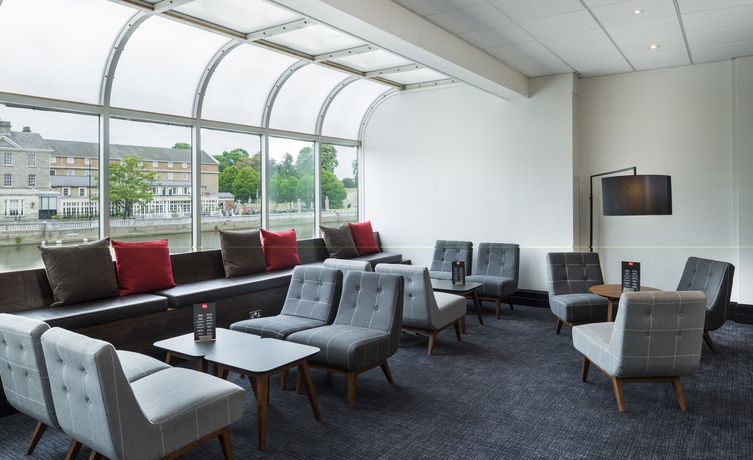 Imagen de los interiores del Hotel Mercure Bedford Centre. Foto 11