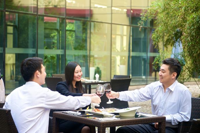 Imagen del bar/restaurante del Hotel Mercure Beijing Downtown. Foto 3