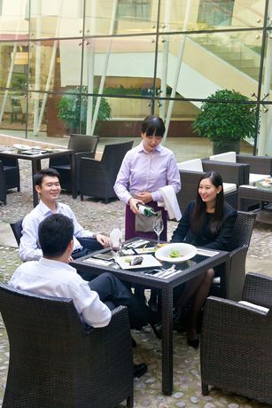 Imagen del bar/restaurante del Hotel Mercure Beijing Downtown. Foto 5