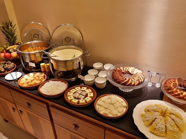 Imagen del bar/restaurante del Hotel Mercure Belém Boulevard. Foto 4