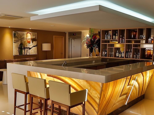 Imagen del bar/restaurante del Hotel Mercure Belém Boulevard. Foto 6