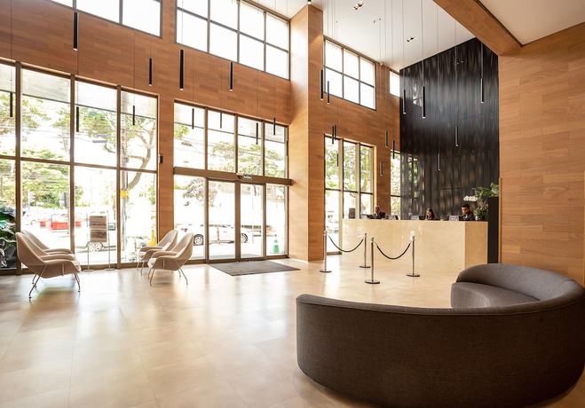 Imagen de los interiores del Hotel Mercure Belo Horizonte Lourdes. Foto 18