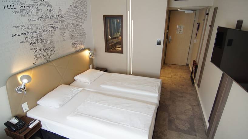 Imagen de la habitación del Hotel Mercure Berlin City. Foto 2