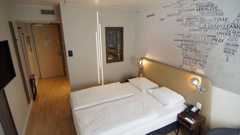 Imagen de la habitación del Hotel Mercure Berlin City. Foto 16