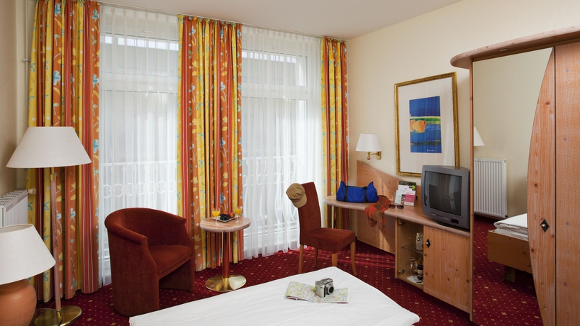 Imagen de la habitación del Hotel Mercure Berlin Mitte. Foto 9