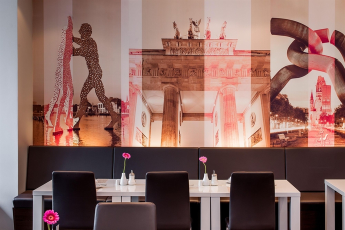 Imagen del bar/restaurante del Hotel Mercure Berlin am Alexanderplatz. Foto 3