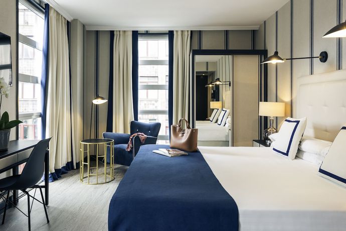 Imagen de la habitación del Hotel Mercure Bilbao Jardines De Albia. Foto 8
