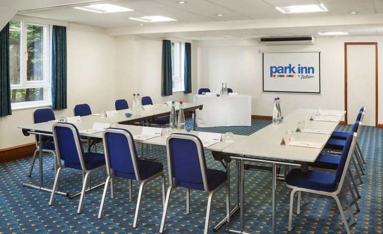 Imagen de los interiores del Hotel Mercure Birmingham West. Foto 15