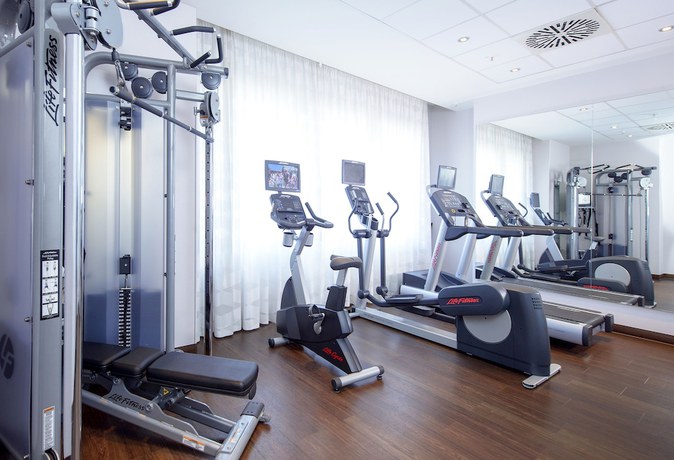 Imagen de los interiores del Hotel Mercure Bochum City. Foto 19