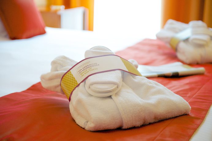 Imagen de la habitación del Hotel Mercure Bologna Centro. Foto 14