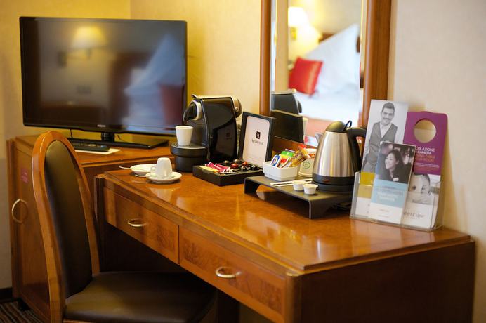 Imagen de la habitación del Hotel Mercure Bologna Centro. Foto 15