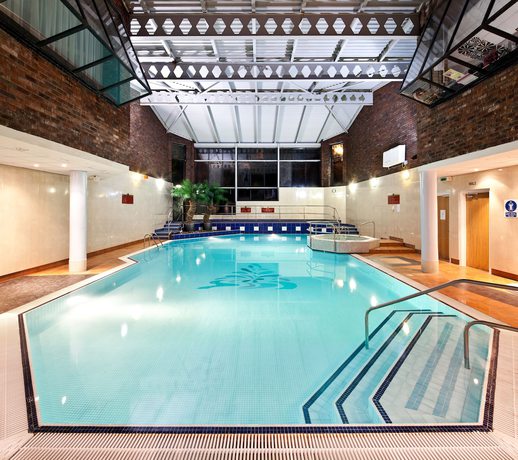 Imagen de la piscina del Hotel Mercure Bolton Georgian House. Foto 18