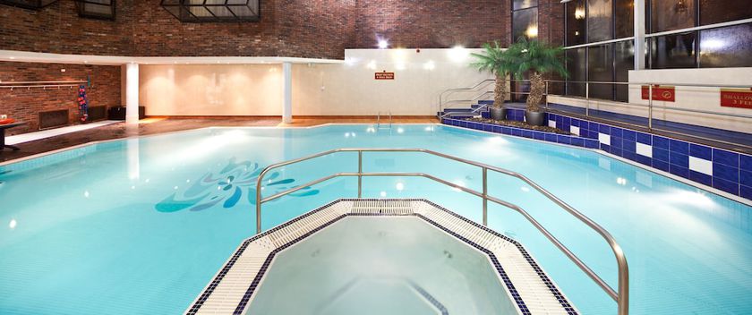 Imagen de la piscina del Hotel Mercure Bolton Georgian House. Foto 19