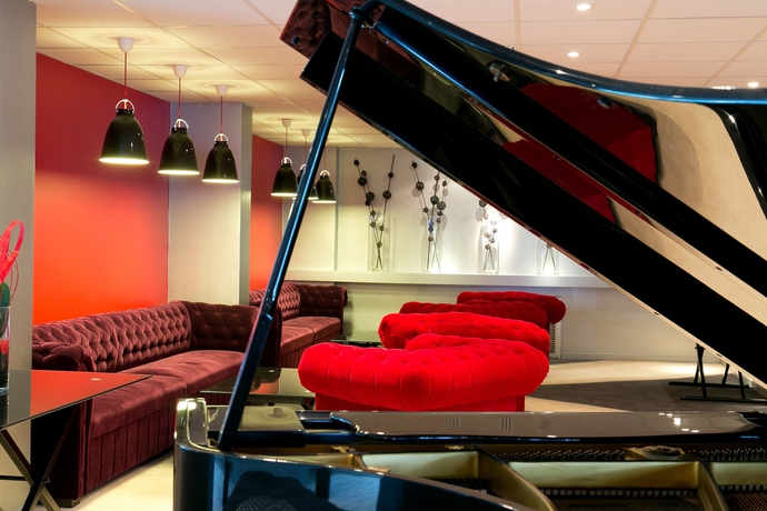 Imagen de los interiores del Hotel Mercure Bordeaux Lac. Foto 16